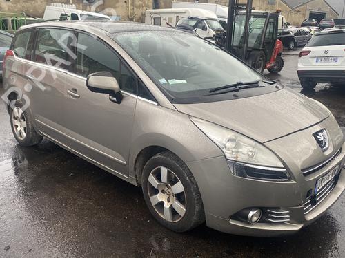 Radio PEUGEOT 5008 (0U_, 0E_) 2.0 HDi 150 / BlueHDi 150 | BP25541926E6 