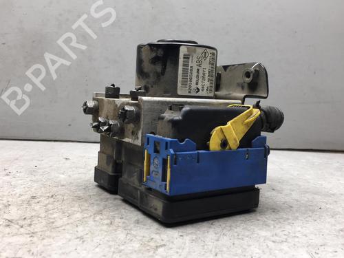 Used ABS pump ABS pump RENAULT TWINGO II (CN0_) 1.2 16V (CN04, CN0B) (75 hp) 25576451 25576451