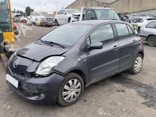 Radio TOYOTA YARIS (_P9_) 1.4 D-4D (NLP90_, NLP90R) | BP25572543E6 
