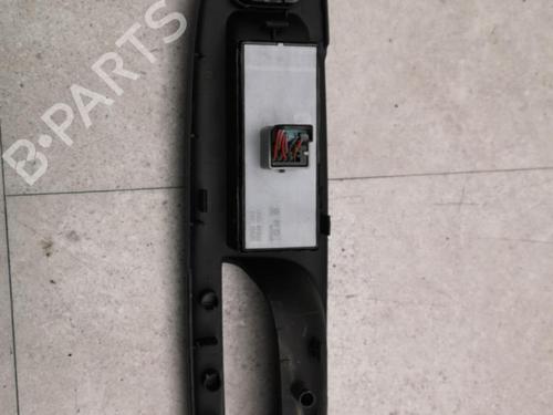 Used Left front window switch Left front window switch VW PASSAT B6 Variant (3C5) 2.0 TDI 16V (140 hp) 25525793 25525793