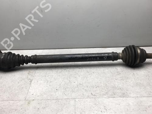 Drivaksel fortil Højre VW BORA I (1J2) 2.3 V5 (150 hp) 25533165