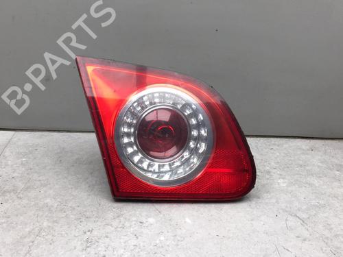 Venstre baglygte bagklap VW PASSAT B6 (3C2) 1.9 TDI (105 hp) 25525743
