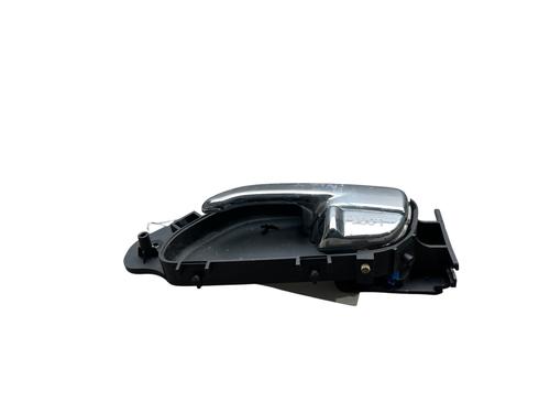 Used Rear left interior door handle SSANGYONG STAVIC 2.7 270 sXDi 4x4 (165 hp) 32720857