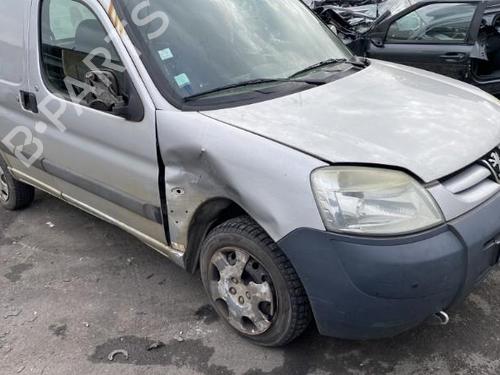 Hand brake PEUGEOT PARTNER Box Body/MPV (5_, G_) 1.9 D | BP25562865I18 