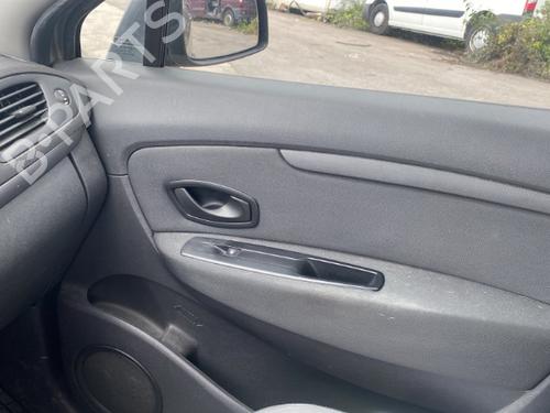 Left tailgate light RENAULT SCÉNIC III (JZ0/1_) 1.6 E85 (JZ03, JZ1Y) | BP25549812C79  - Image 24