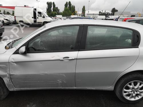 Left tailgate light ALFA ROMEO 147 (937_) 1.9 JTDM 8V (937.AXD1A, 937.AXU1A, 937.BXU1A) | BP25517520C79  - Image 28
