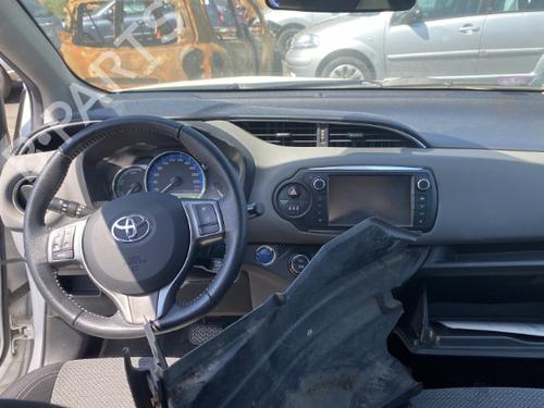 Front right lock TOYOTA YARIS (_P13_) 1.5 Hybrid (NHP130_, NHP130) | BP25511490C97 