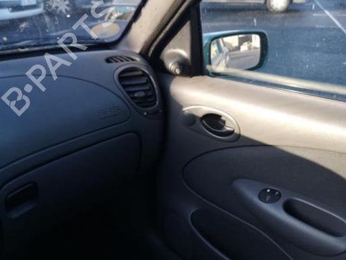 Right headlight FORD FIESTA IV (JA_, JB_) 1.4 i 16V | BP25524679C29 