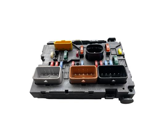 Used Fuse box Fuse box PEUGEOT 207 SW (WK_) 1.6 HDi (109 hp) 31811181 31811181