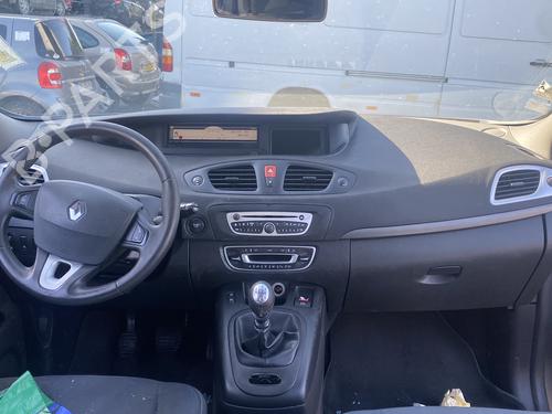 Radio RENAULT SCÉNIC III (JZ0/1_) 1.9 dCi (JZ0J, JZ1J, JZ1K, JZ1S) | BP25510472E6 