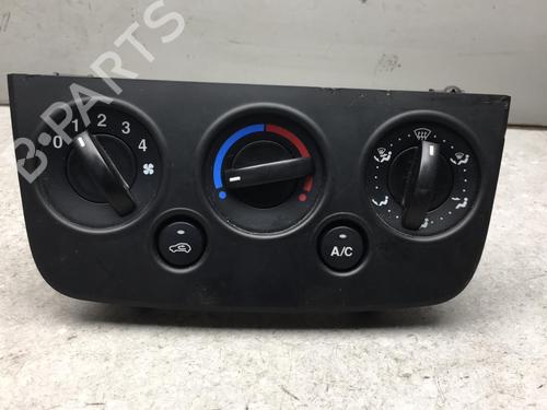 Commande Chauffage FORD FIESTA V (JH_, JD_) 1.4 TDCi (68 hp) 25515591