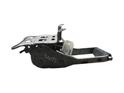 Used Hand brake Hand brake RENAULT MEGANE II (BM0/1_, CM0/1_) 1.5 dCi (BM1E, CM1E) (106 hp) 31355700 31355700