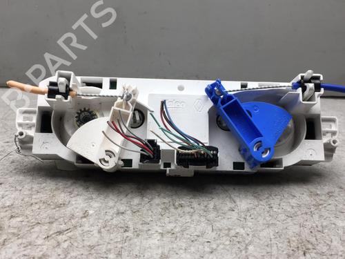 Used Climate control Climate control RENAULT SCÉNIC III (JZ0/1_) 1.5 dCi (JZ02, JZ0R) (95 hp) 25581011 25581011