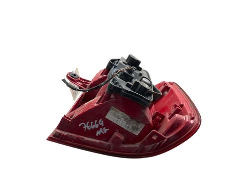 left-taillight-vw-touran-1t3-2010-2011-2012-2013-2014-2015-2016-34373102 main image