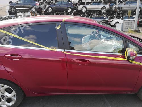 Høyre foran utvendig håndtak FORD FIESTA VI (CB1, CCN) 1.6 Ti | BP25561440C129 