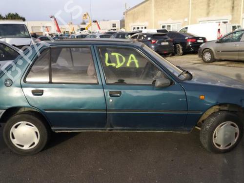 Left mirror PEUGEOT 205 II (20A/C) 1.7 Diesel | BP25537638C26 