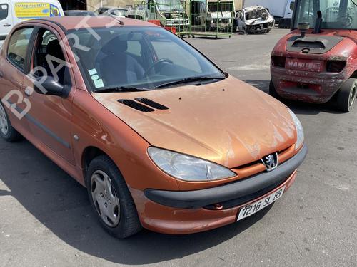 Faro izquierdo PEUGEOT 206 Hatchback (2A/C) 1.1 i | BP25514631C28 