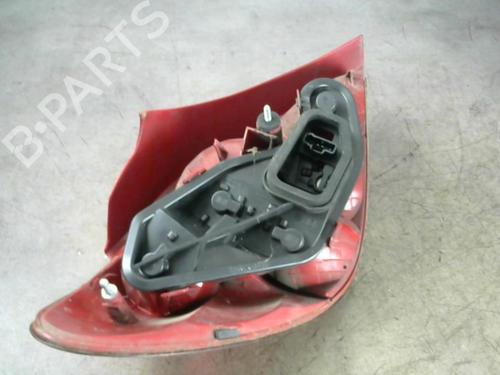 Højre baglygte PEUGEOT 207 (WA_, WC_) 1.6 HDi (90 hp) 25555482