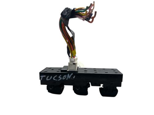 Left front window switch HYUNDAI TUCSON (JM) 2.0 CRDi | BP26017933I27 - Image 2