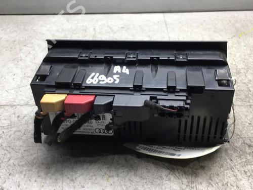 Airco bedieningspaneel AUDI A4 B7 (8EC) 2.0 TDI 16V (140 hp) 25580208