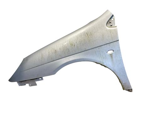 Used Right front fenders Right front fenders CITROËN C5 II (RC_) 1.8 16V (RC6FZB) (116 hp) 35822360 35822360