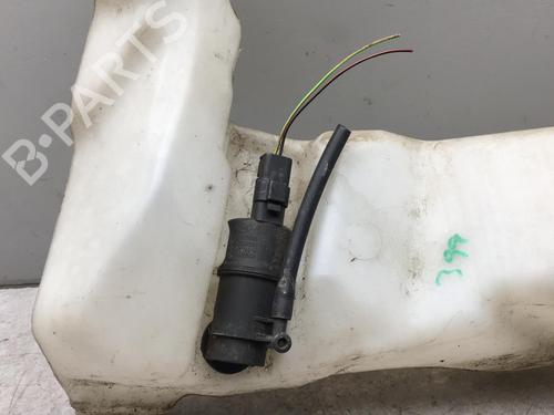 Used Windscreen washer tank Windscreen washer tank 25525911 25525911