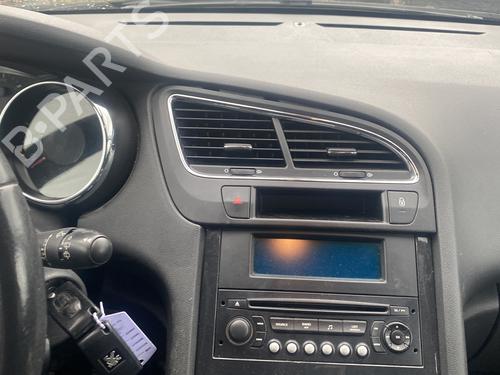 Radio PEUGEOT 5008 (0U_, 0E_) 2.0 HDi 150 / BlueHDi 150 | BP25541926E6 