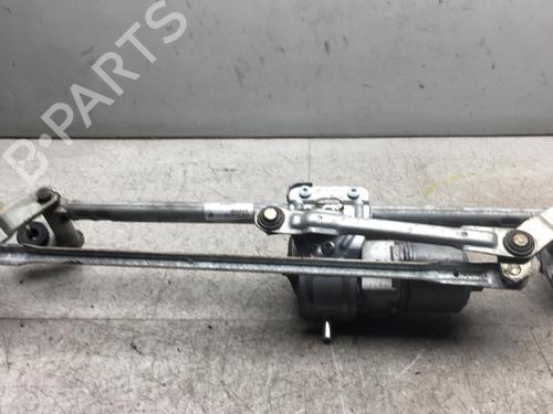 Used Front wiper motor VW GOLF VI (5K1) 1.6 TDI (105 hp) 25552174