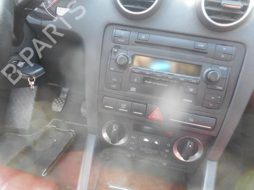 Left mirror AUDI A3 (8P1) 2.0 TDI 16V | BP25552936C26