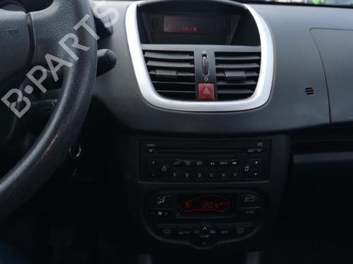 Right taillight PEUGEOT 206+ (2L_, 2M_) 1.4 HDi eco 70 | BP25532476C35 