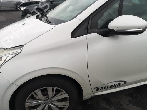 Left taillight PEUGEOT 208 I (CA_, CC_) 1.4 HDi | BP25517477C34 
