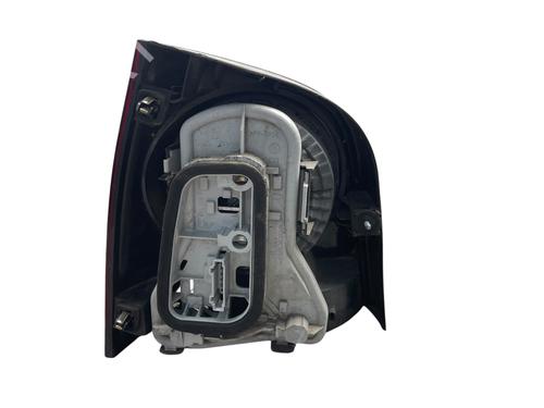Right taillight VW POLO IV (9N_, 9A_) 1.2 12V | BP26139933C35