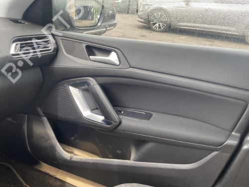 Front left interior door handle PEUGEOT 308 SW II (LC_, LJ_, LR_, LX_, L4_) 1.5 BlueHDi 100 | BP25574624I13 