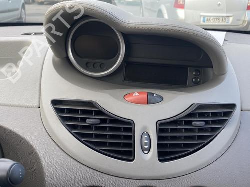 Front right seatbelt RENAULT TWINGO II (CN0_) 1.5 dCi 90 | BP25533200I25 - Image 30