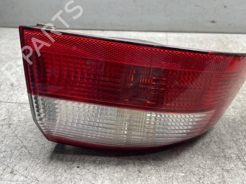 Venstre baglygte RENAULT LAGUNA II (BG0/1_) 1.6 16V (BG1G, BG1H) (112 hp) 25565670