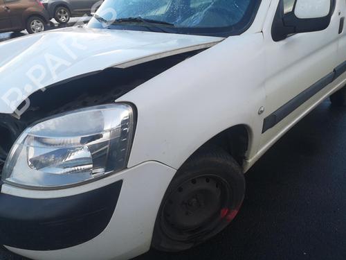 Third brake light PEUGEOT PARTNER MPV (5_, G_) 1.6 HDi 90 | BP25538079L11 - Image 4