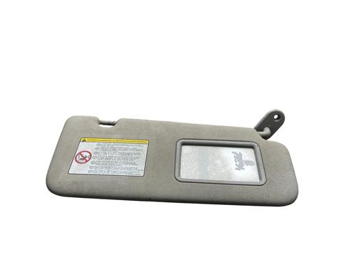 Used Right sun visor Right sun visor 25573686 25573686