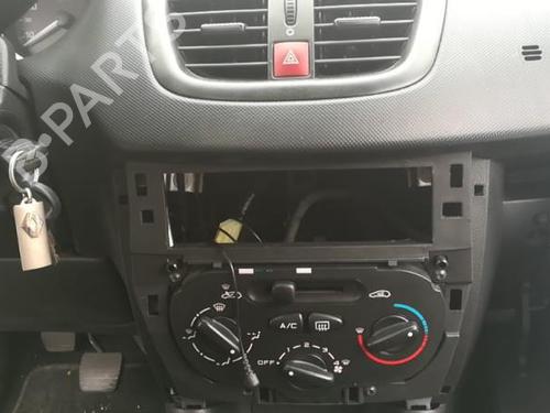 Left mirror PEUGEOT 206+ (2L_, 2M_) 1.4 HDi eco 70 | BP25577325C26