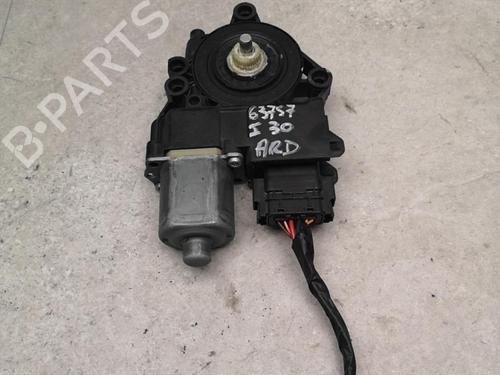 Rudehejsemotor bagstkærm højre HYUNDAI i30 (FD) 1.6 CRDi (90 hp) 25554302