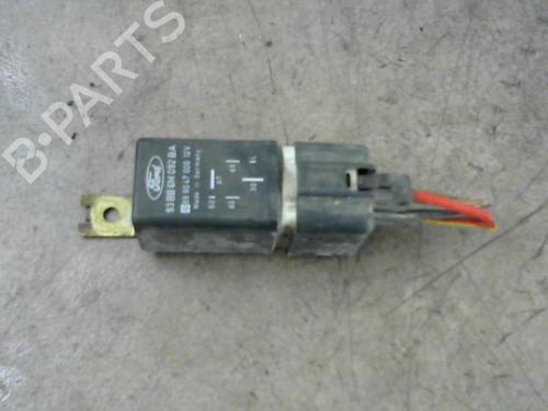 Used Electronic module FORD FIESTA III (GFJ) 1.8 D (60 hp) 25582749