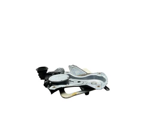 Left rear window motor TOYOTA YARIS (_P13_) 1.5 Hybrid (NHP130_, NHP130) | BP25562458E23 