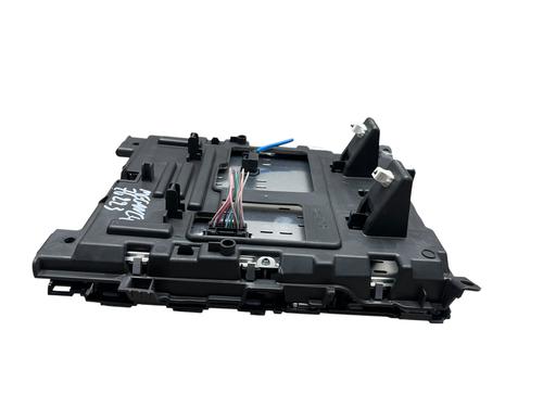 Used Display monitor Display monitor RENAULT MEGANE IV Hatchback (B9A/M/N_) 1.2 TCe 130 (B9MR) (130 hp) 33743224 33743224