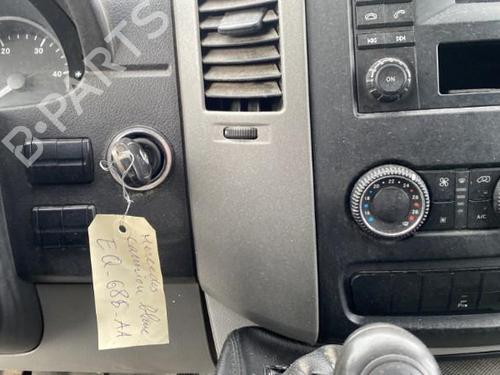 Front left interior door handle MERCEDES-BENZ SPRINTER 3-t Van (B906) 214 CDI (906.611, 906.613) | BP25529898I13 