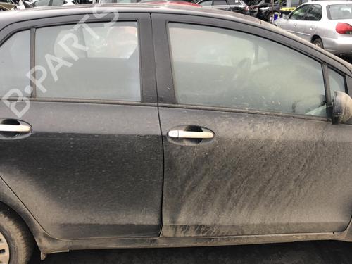 Rudehejsemekanisme Højre foran TOYOTA YARIS (_P9_) 1.4 D-4D (NLP90_, NLP90R) | BP25521195C23 