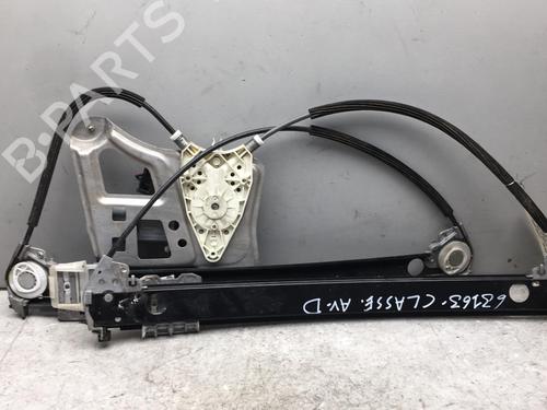 Used Front right window mechanism Front right window mechanism MERCEDES-BENZ S-CLASS (W220, V220) S 320 CDI (220.026, 220.126) (197 hp) 25519483 25519483