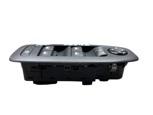 Used Left front window switch PEUGEOT 208 I (CA_, CC_) 1.2 THP 110 (110 hp) 28313655