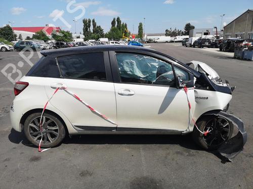 Left rear window motor TOYOTA YARIS (_P13_) 1.5 Hybrid (NHP130_, NHP130) | BP25562458E23 