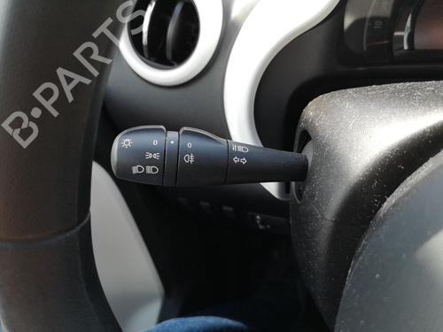 wheel-arch-porsche-cayenne-9pa-2002-2003-2004-2005-2006-2007-2008-2009-2010-27344979 main image