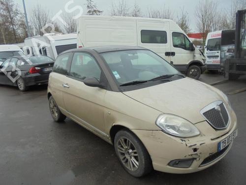Left headlight LANCIA YPSILON (843_) 1.3 D Multijet (843.AXF11, 843.AXF1A, 843.AXM11,... | BP25516990C28 