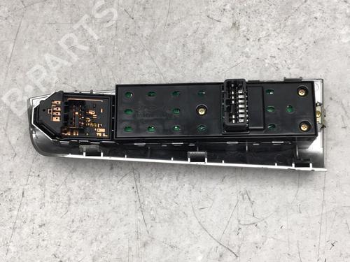 Left front window switch KIA SPORTAGE II (JE_, KM_) 2.0 CRDi 4WD | BP25521078I27 